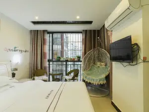 Tongren Jiexin Business Hotel