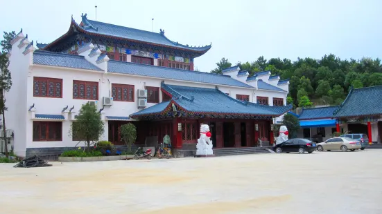 Huaxia Resort