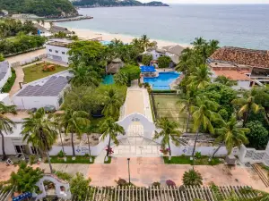 Hotel Castillo Huatulco & Beach Club 4 estrellas