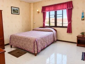 Thaveesinh Hotel