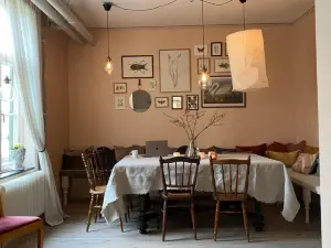 Café Mandeltårtan B&B VillaFloraViola