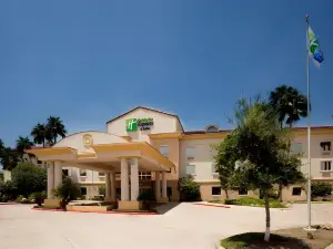 Holiday Inn Express & Suites Brownsville by IHG