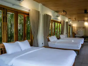 Tổ Boutique Garden