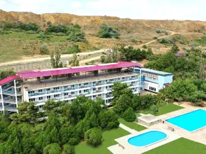 Electra Holiday Resort Hotel