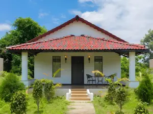 Tuli Veer Bagh Resort Turia