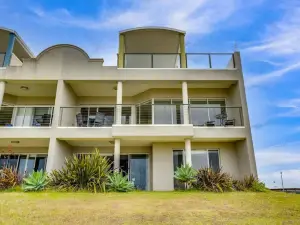 Hindmarsh Island - Linen Included - Waterfront - Luxury