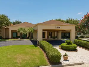 PRESTON SUITES by IHG