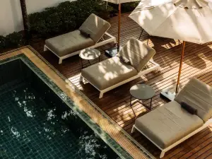 Athena Hotel