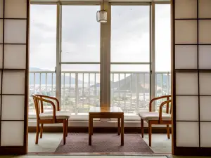 Tsuruga Tunnel Onsen Kitaguni Grand Hotel