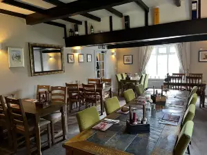 Crown & Anchor