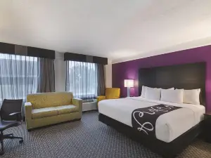La Quinta Inn & Suites by Wyndham Austin Round Rock