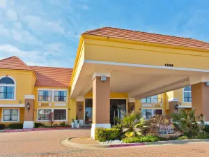 Holiday Inn Express & Suites IRVING DFW AIRPORT NORTH by IHG