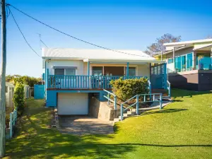 21 Riverside Drive, Narooma