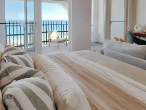Santorini on Sands, a Sellicks Beach Paradise