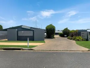 Direct Collective - Villas on Rivergum