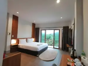 เฮือนฮักฮอด เดอะรีสอร์ท (Huen Hug Hod the resort)