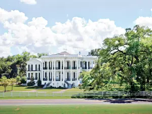 Crowne Plaza EXECUTIVE CENTER BATON ROUGE by IHG