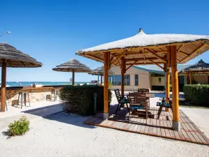 Shark Bay Seafront Apartments
