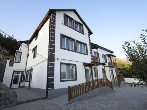 Angine Resort Hotel