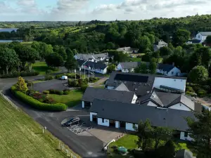 Father Peyton Centre, Ballina
