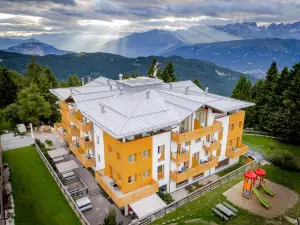 Alpine Mugon Hotel