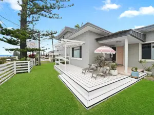 Little Palm Cabins