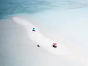 Dream Inn at Thulusdhoo