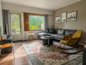 Cozy Koivutie Apartment