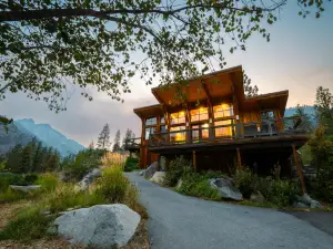 Sleeping Lady Mountain Resort