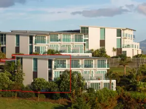 Cable Bay Luxury 2 Bedroom Surf Villa
