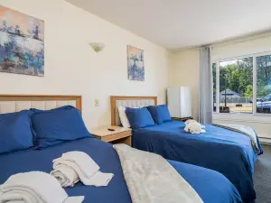 Beach Club โดย Beach1 Motel