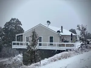 Shiki Snow Cabin