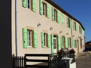 Comme UN Coq EN PÂTE