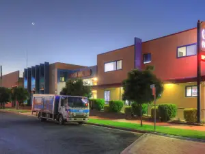 Inverell Rsm Club Motel