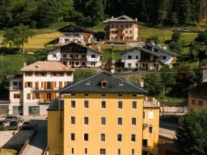 Càdor Hotel
