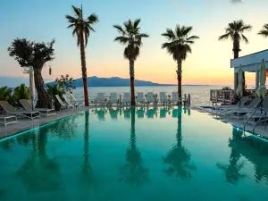Joelle Premium Hotel