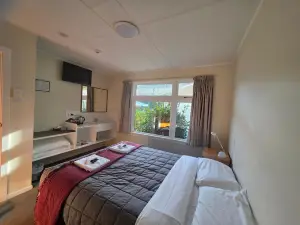 South Sea Hotel - Stewart Island