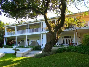 Coral Tree Colony Bed & Breakfast