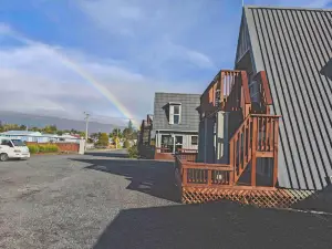 Pipers Ski Lodge