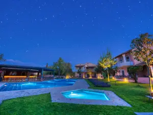 Folies  Corfu Hotel Apartments