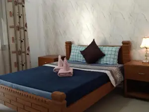 Elen Inn - Malapascua Island Air-Conditioned Room2
