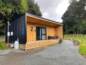 Highlander Farmstay - Cabins