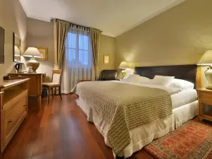 Marrol's Boutique Hotel