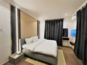 Imperio Apartments