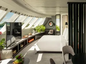Four Seasons Explorer Palau - Cruising Resort