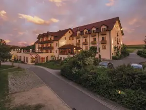 Panorama-Hotel am See