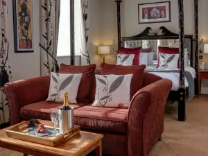 The Bull Hotel, Sure Hotel Collection by Best Western