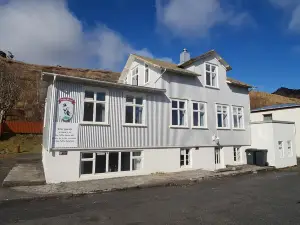 1908 Hostel by Tröll