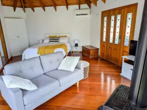 Romantic Cabin Escapes Barrington Tops - Lorikeet