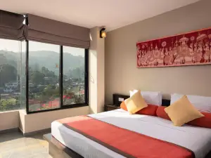 Oak Ray City Hotel